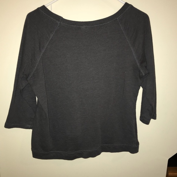 3/4 Sleeve shirt - Picture 2 of 2